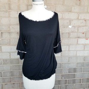 Black w/ Animal print edges and ruffled sleeves Small/petite